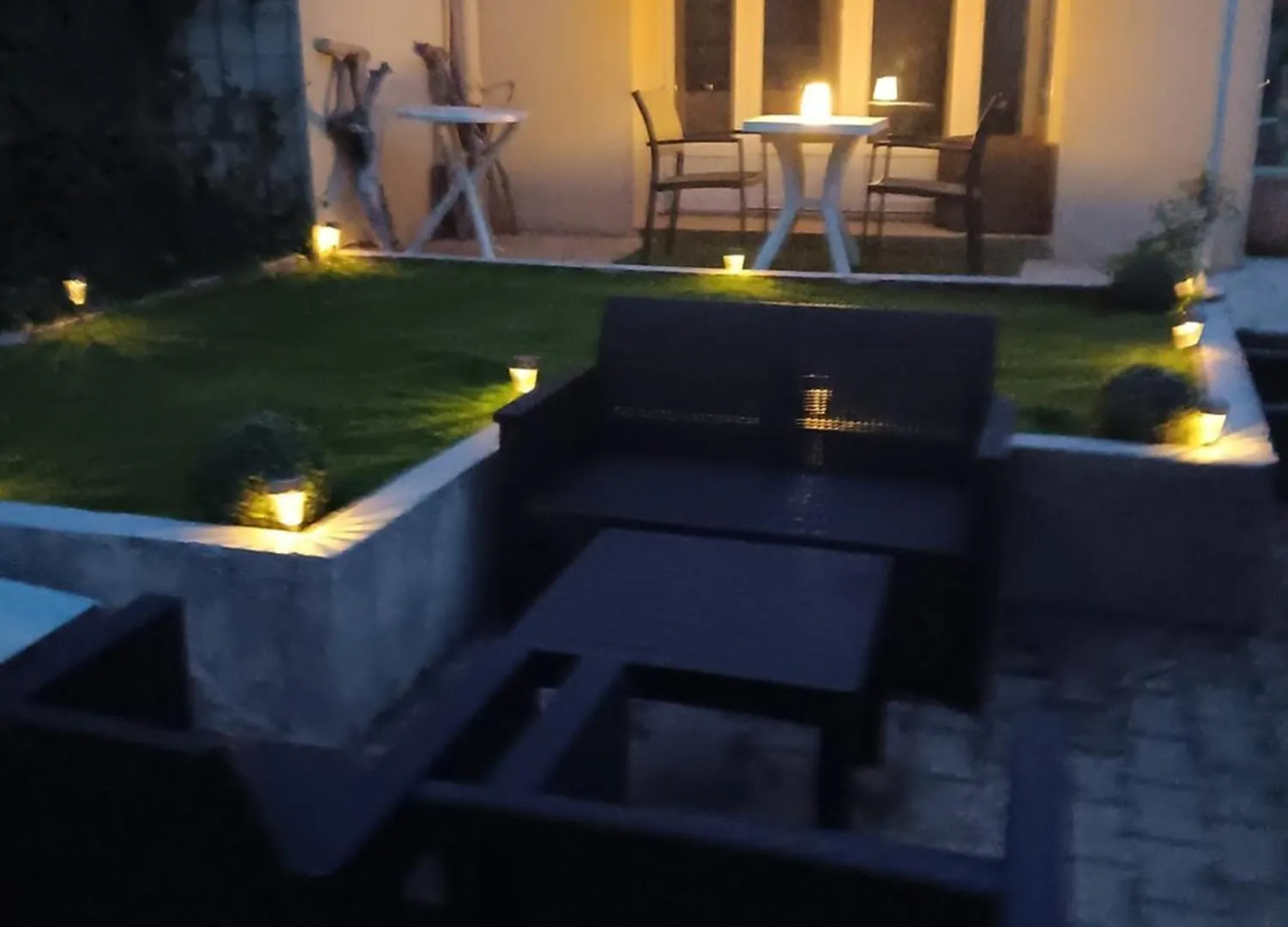 Le Mas Les Salamandres Lorgues Bed & Breakfast